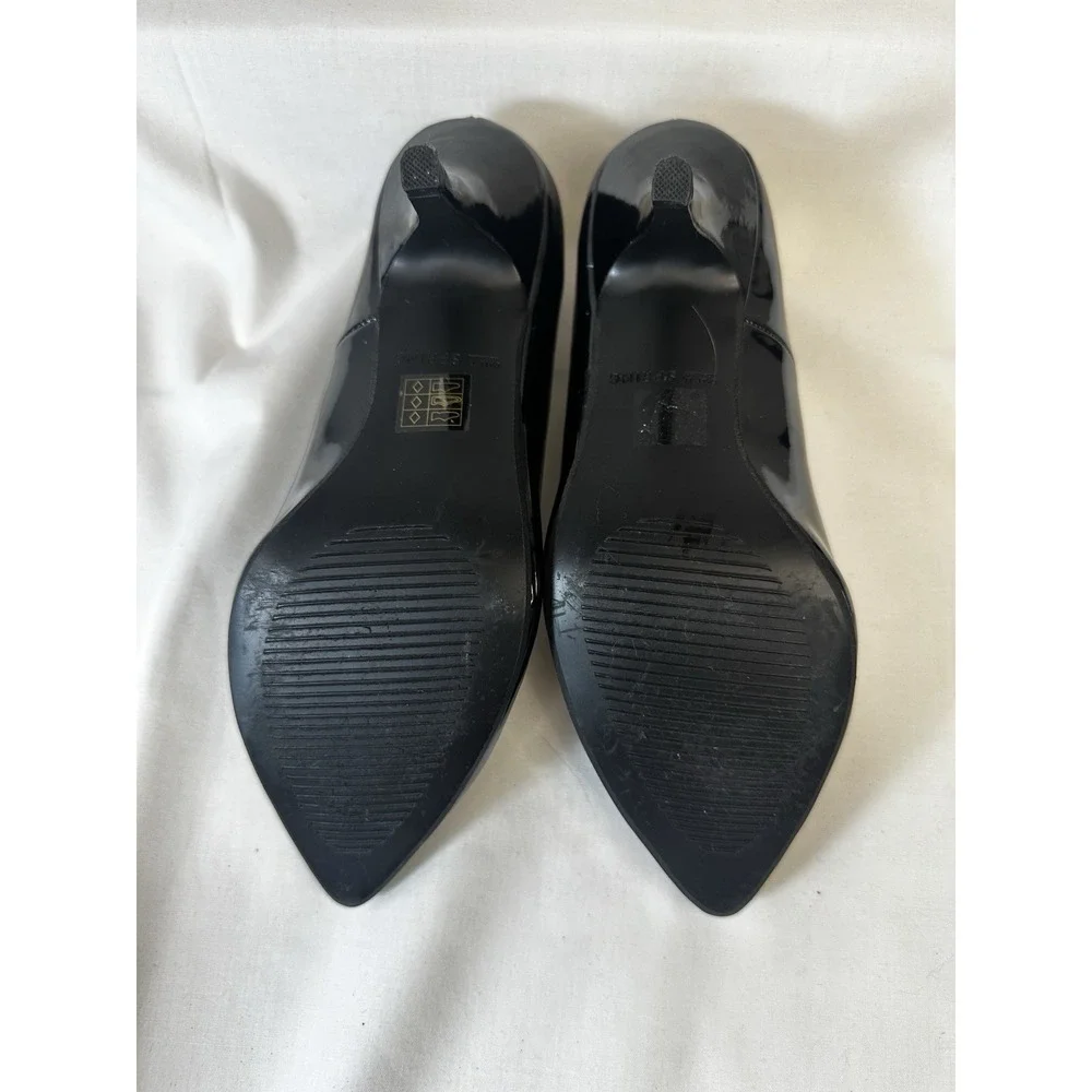 Womans Call It Spring Size‎ 7 Black Pointed toe Heel Dress Shoe